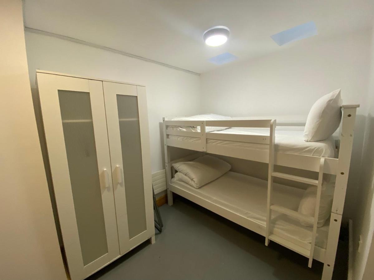 Auberge de jeunesse Dorms *